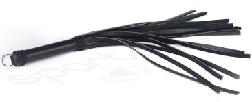 20 in Strap Whip - Black Leather